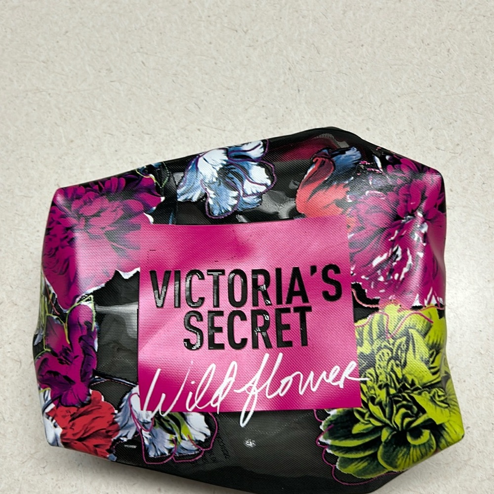 Victoria’s Secret makeup bag NWT